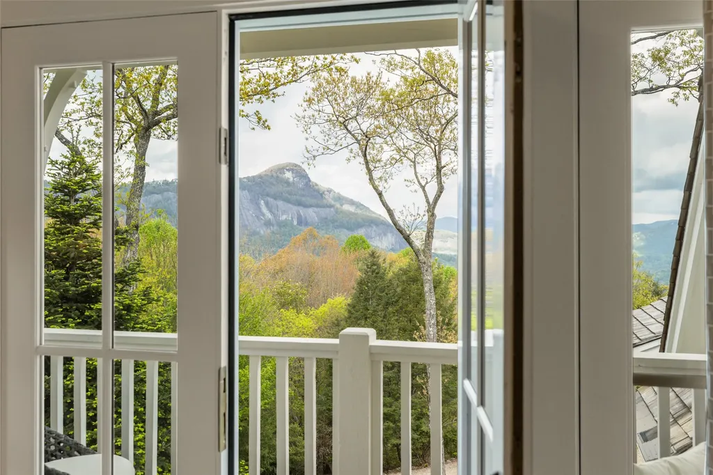 1877 Bowery Road Highlands NC 28741