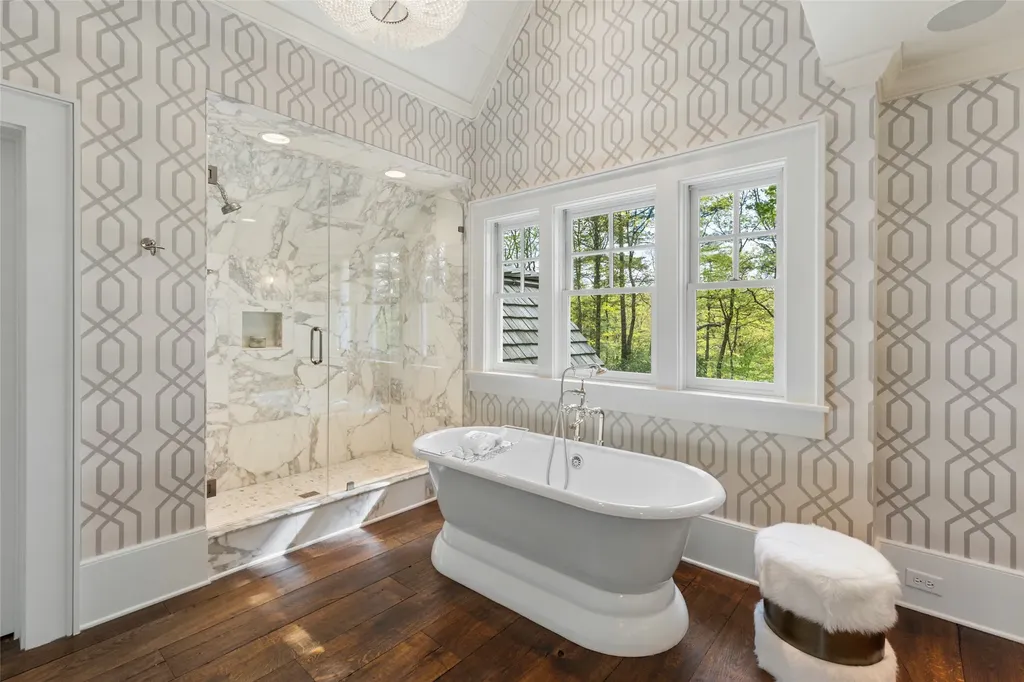 1877 Bowery Road Highlands NC 28741