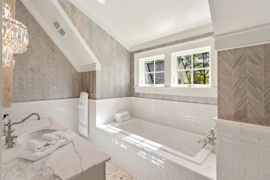 1877 Bowery Road Highlands NC 28741