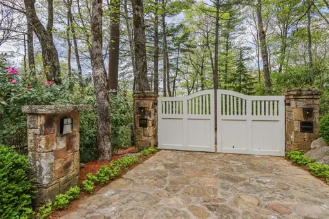 1877 Bowery Road Highlands NC 28741