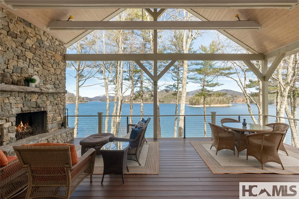 14 Old Cave Lane Cullowhee NC 28723