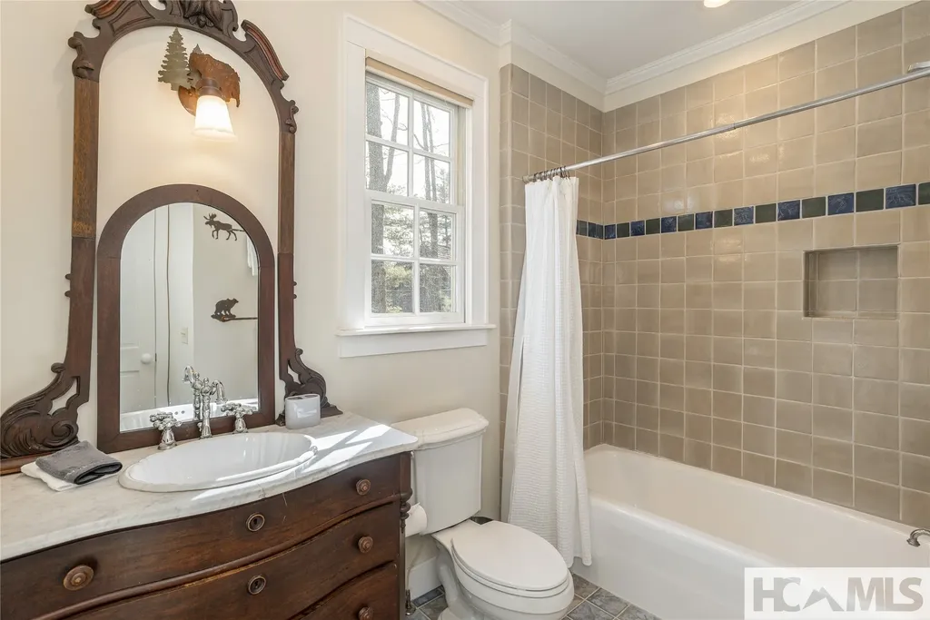 14 Old Cave Lane Cullowhee NC 28723