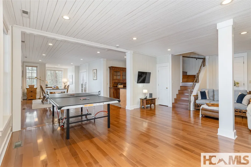 14 Old Cave Lane Cullowhee NC 28723