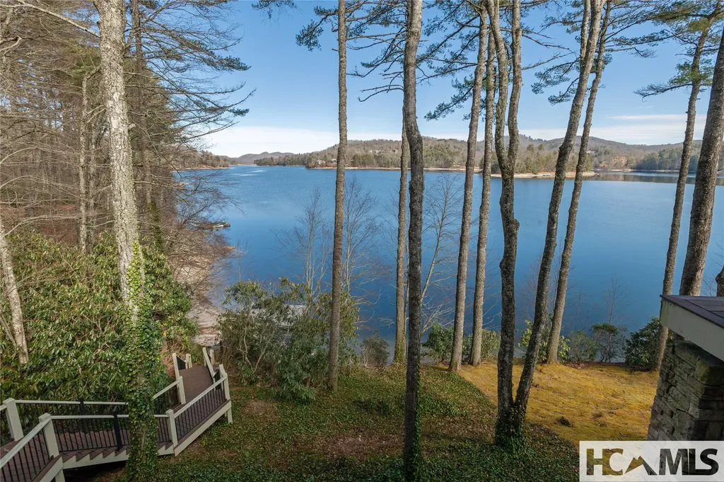 14 Old Cave Lane Cullowhee NC 28723