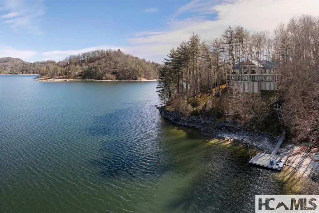 14 Old Cave Lane Cullowhee NC 28723