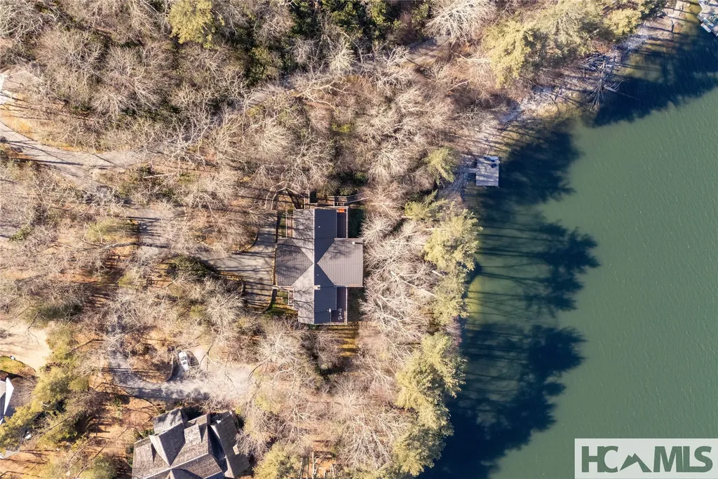 14 Old Cave Lane Cullowhee NC 28723