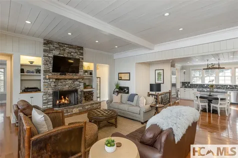 14 Old Cave Lane Cullowhee NC 28723