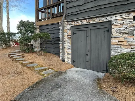 1201 Links Drive Cashiers NC 28717