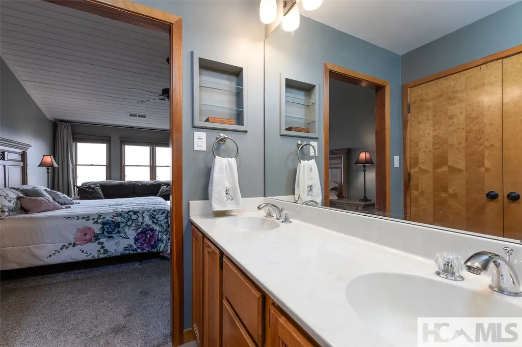 142 Eagle Ridge Road Sapphire NC 28774