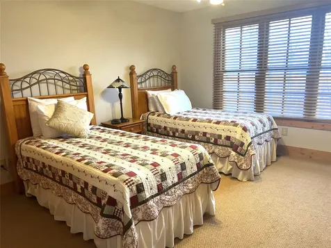 35-B Portland Ridge Cashiers NC 28717