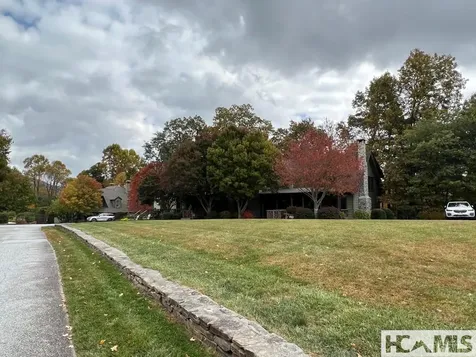 35-B Portland Ridge Cashiers NC 28717