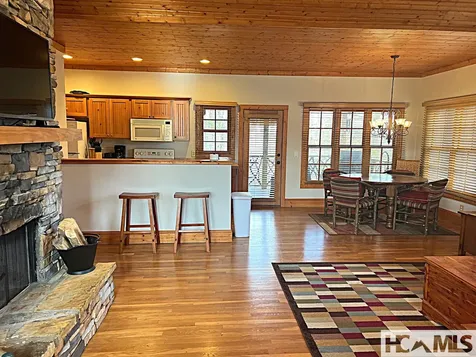 35-B Portland Ridge Cashiers NC 28717