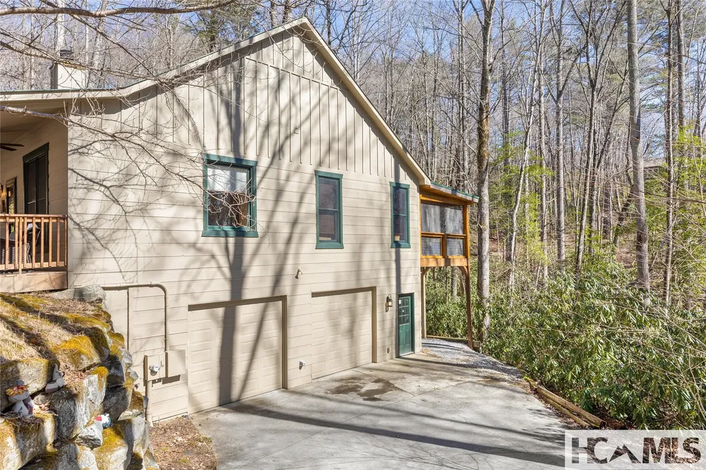 163 Sourwood Court Sapphire NC 28774