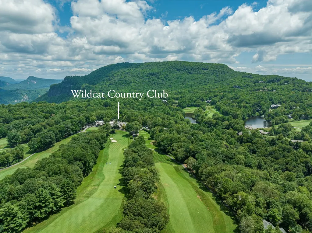 4 Woodland Lane Highlands NC 28741
