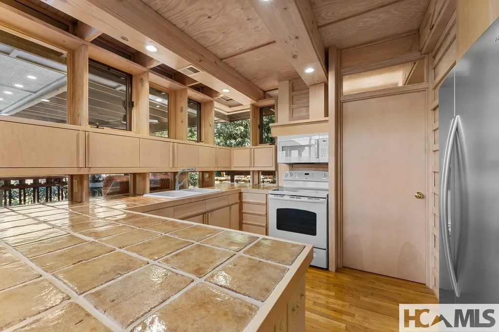 4 Woodland Lane Highlands NC 28741