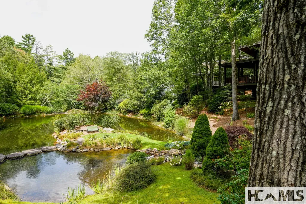 4 Woodland Lane Highlands NC 28741