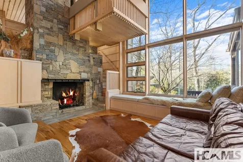 4 Woodland Lane Highlands NC 28741