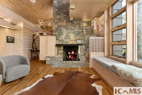 4 Woodland Lane Highlands NC 28741