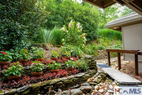 4 Woodland Lane Highlands NC 28741