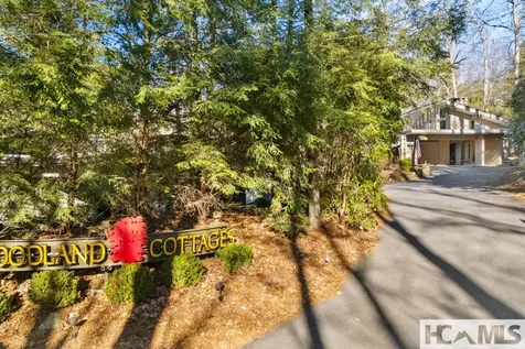 4 Woodland Lane Highlands NC 28741