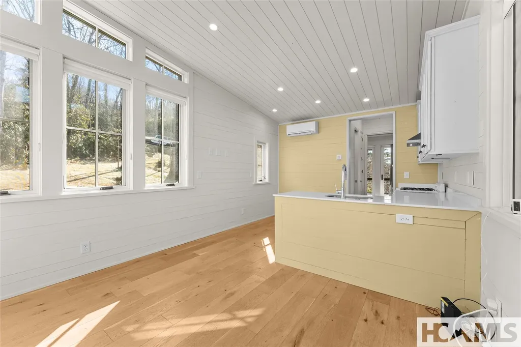 226 Rock Face Trail Highlands NC 28741