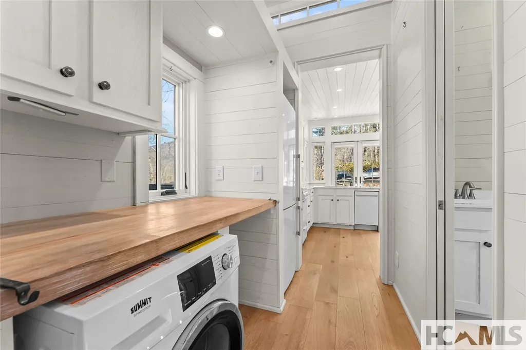 226 Rock Face Trail Highlands NC 28741