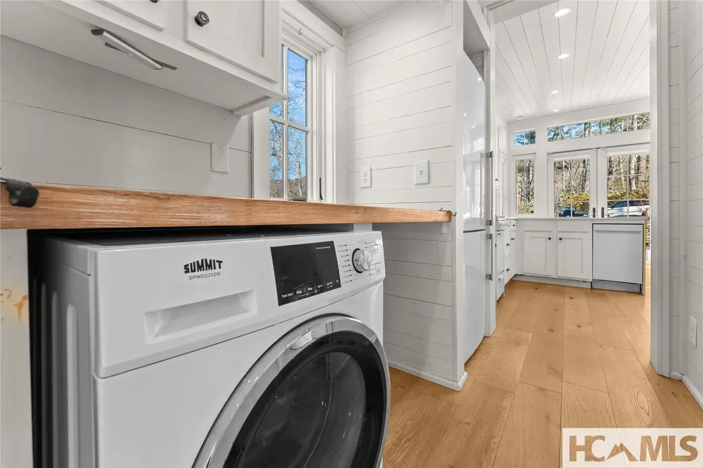 226 Rock Face Trail Highlands NC 28741