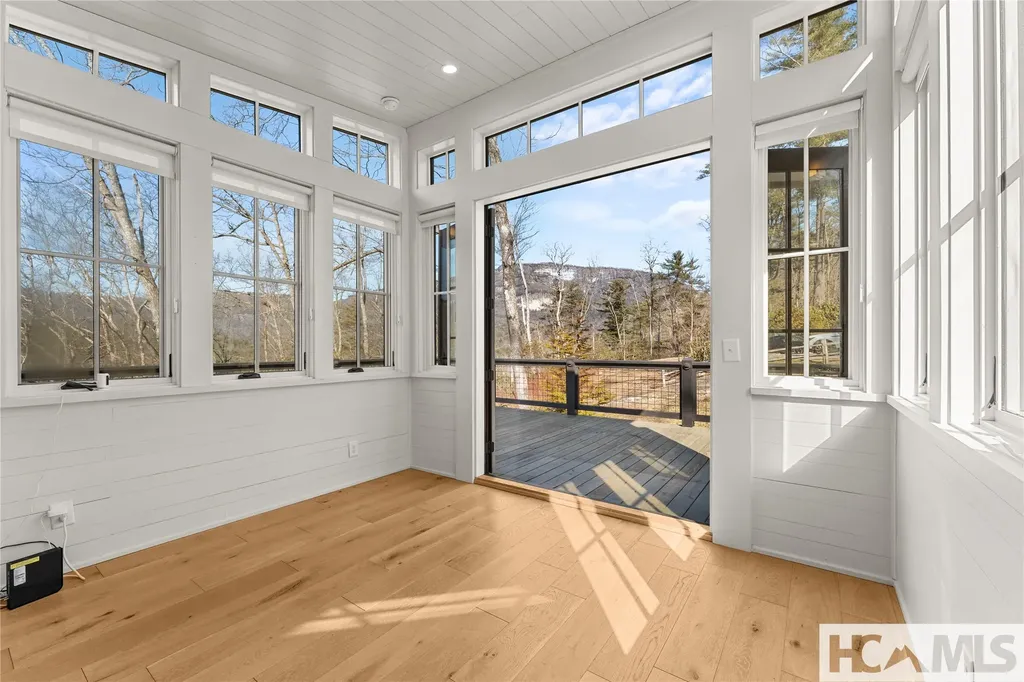 226 Rock Face Trail Highlands NC 28741