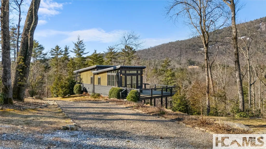226 Rock Face Trail Highlands NC 28741