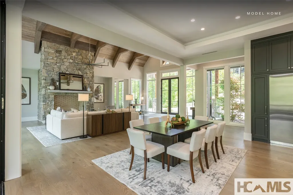 ME3 Old Chimney Road Cashiers NC 28717