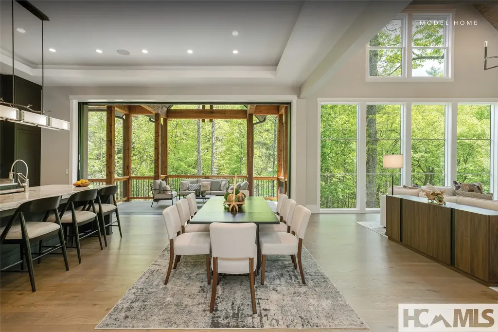 ME3 Old Chimney Road Cashiers NC 28717