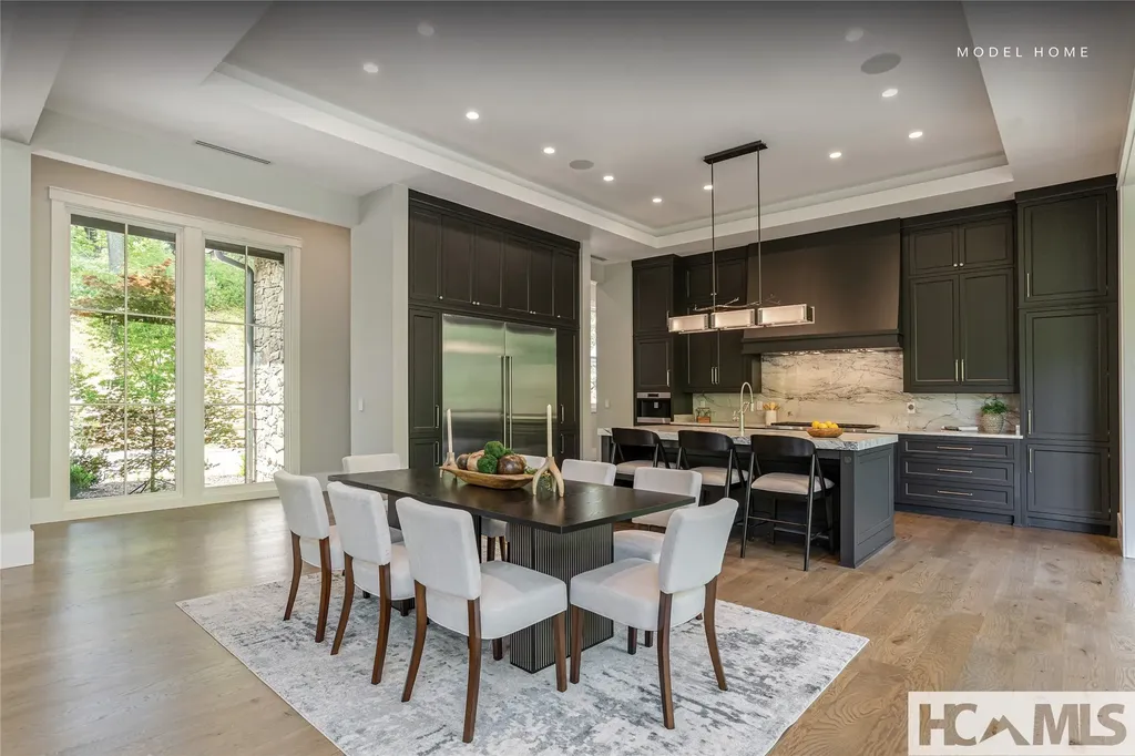 ME3 Old Chimney Road Cashiers NC 28717