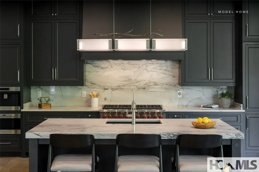 ME3 Old Chimney Road Cashiers NC 28717