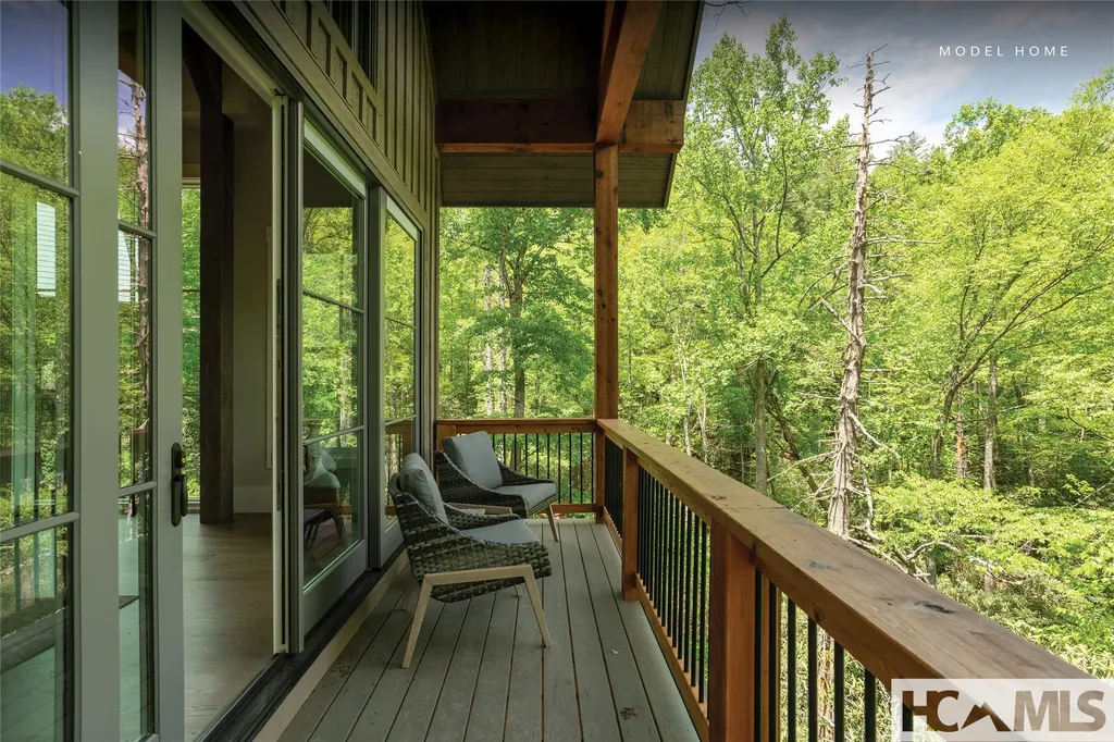 ME3 Old Chimney Road Cashiers NC 28717