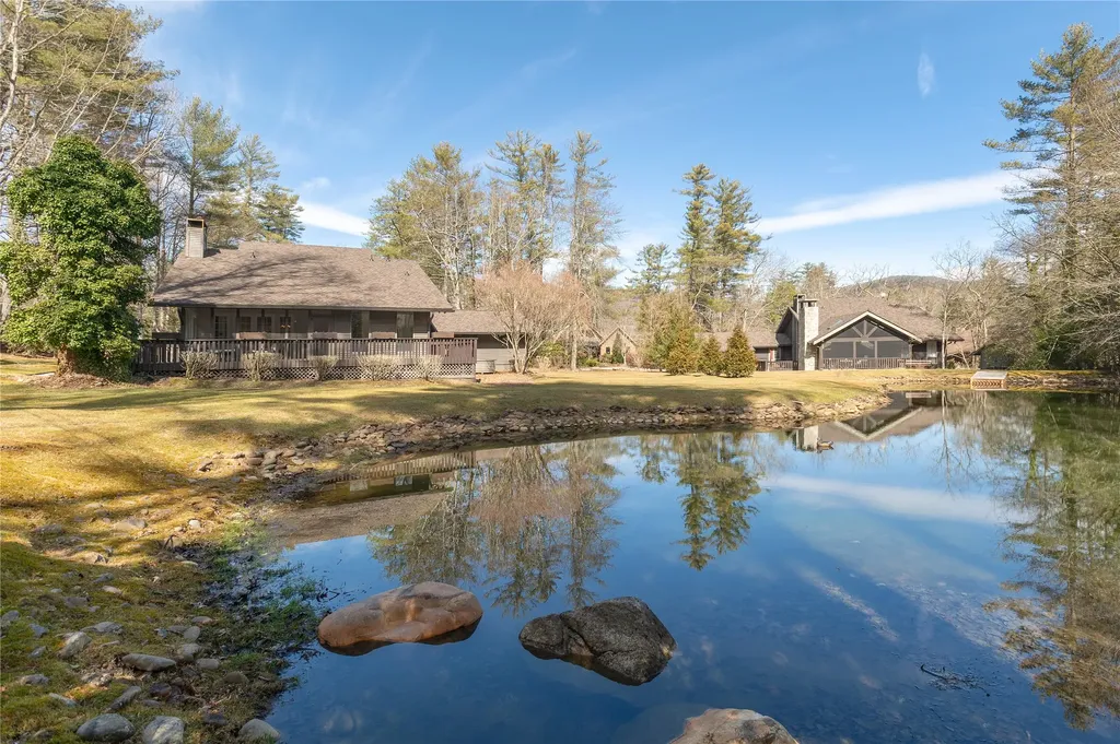 20 Saint Andrews Drive Sapphire NC 28774