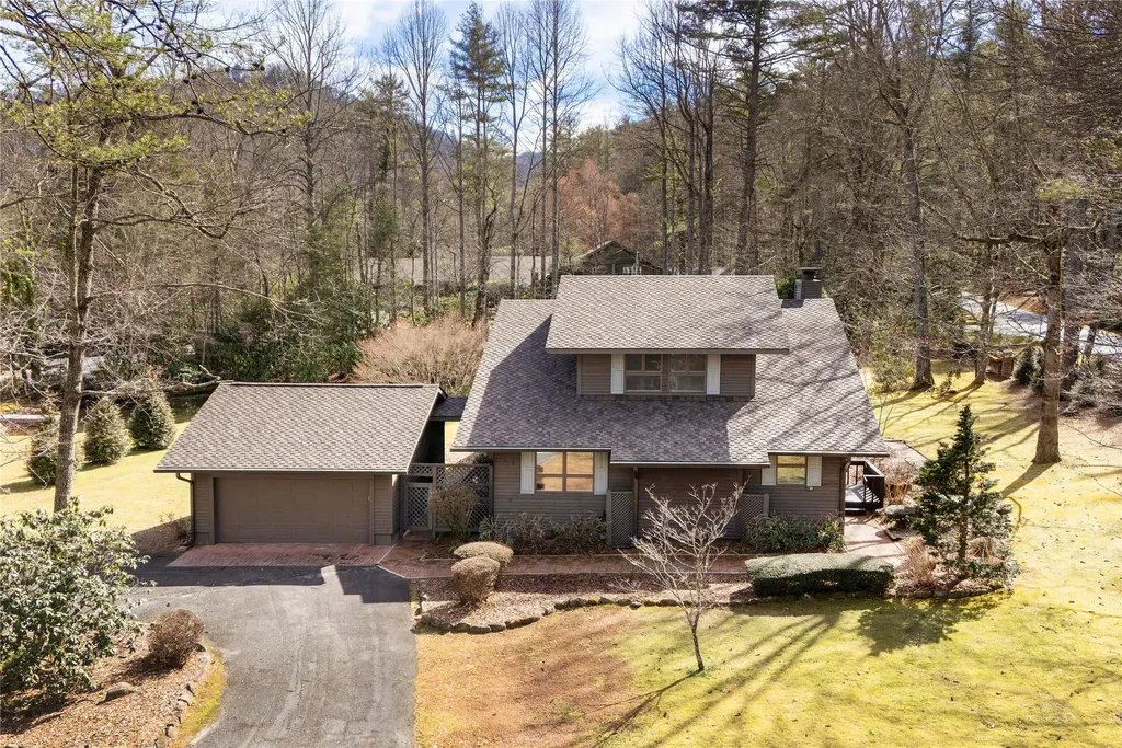 20 Saint Andrews Drive Sapphire NC 28774