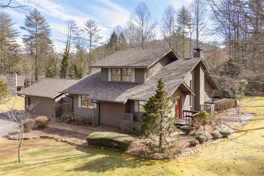 20 Saint Andrews Drive Sapphire NC 28774