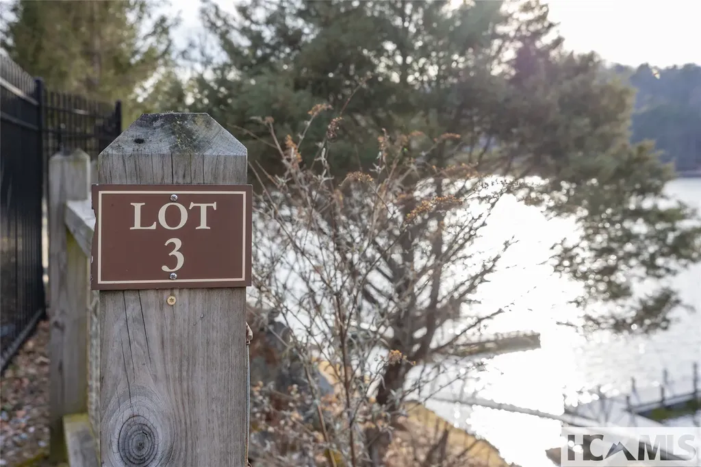 Dock 3 Highway 107 N Glenville NC 28736