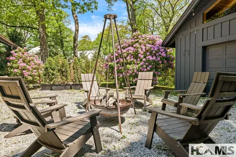 1135 Big Bear Pen Road Highlands NC 28741