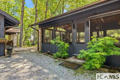 1135 Big Bear Pen Road Highlands NC 28741