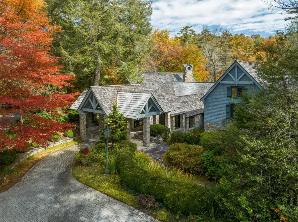 1671 Highway 107 Cashiers NC 28717