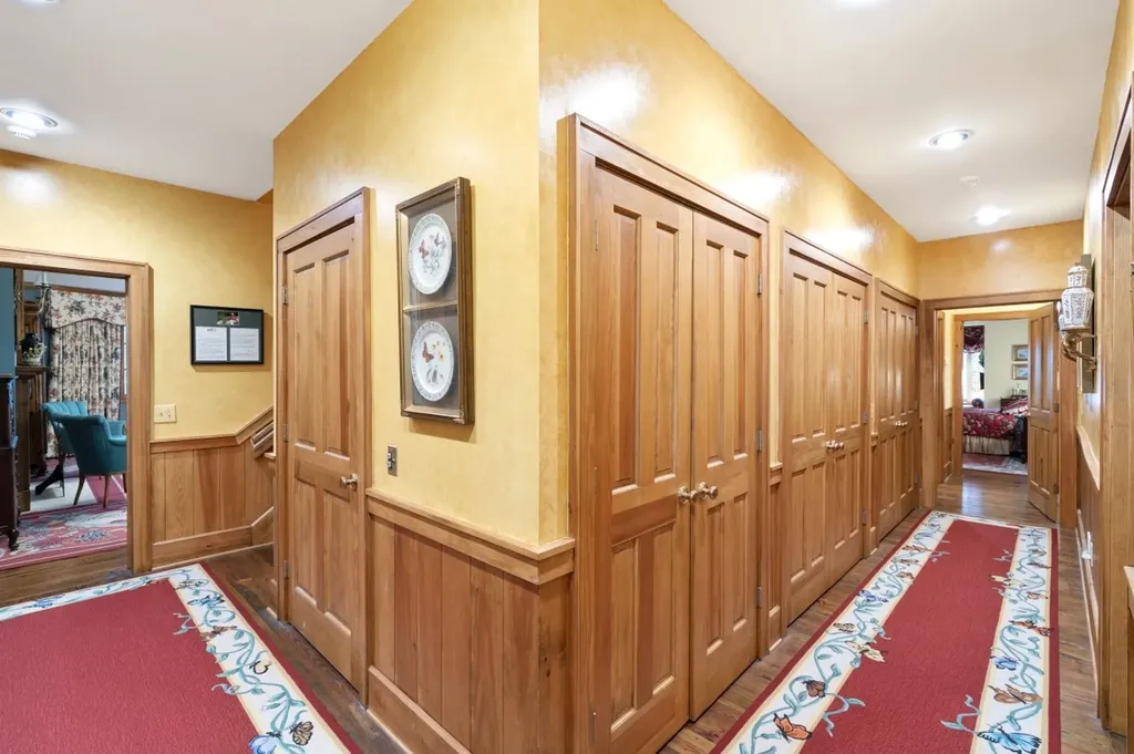 1671 Highway 107 Cashiers NC 28717