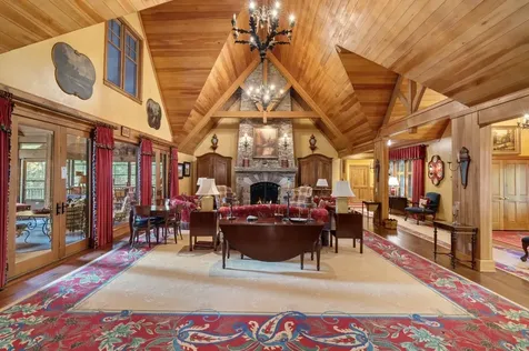 1671 Highway 107 Cashiers NC 28717