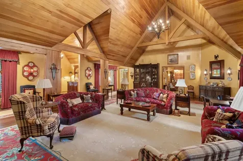 1671 Highway 107 Cashiers NC 28717