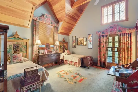 1671 Highway 107 Cashiers NC 28717