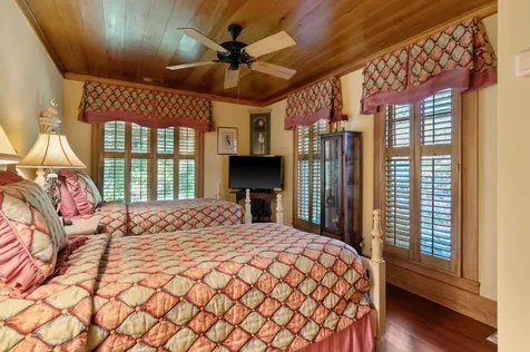 1671 Highway 107 Cashiers NC 28717