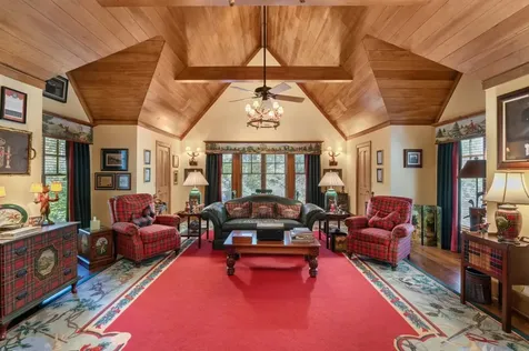 1671 Highway 107 Cashiers NC 28717