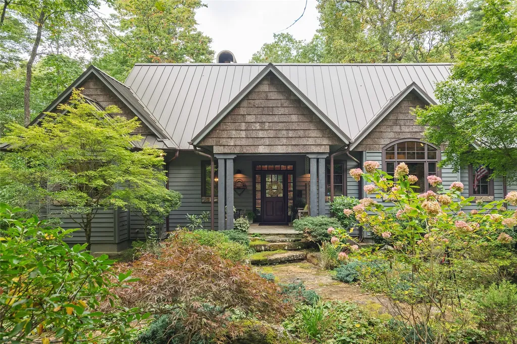 139 Foxglove Trail Cashiers NC 28717
