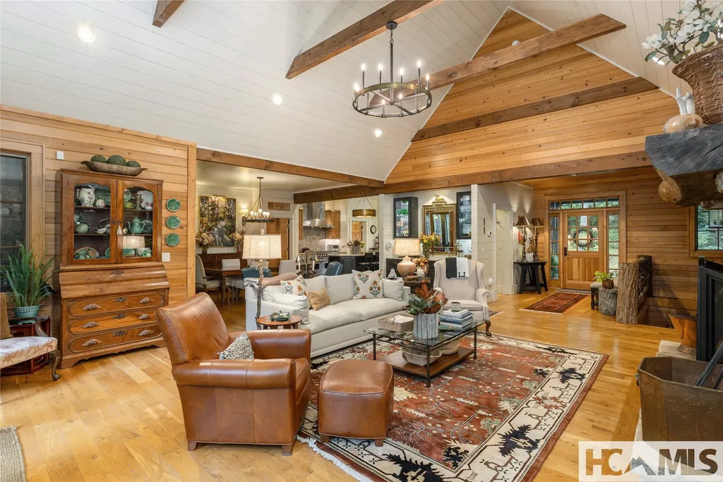 139 Foxglove Trail Cashiers NC 28717