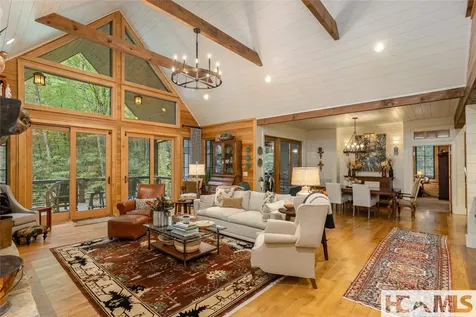 139 Foxglove Trail Cashiers NC 28717